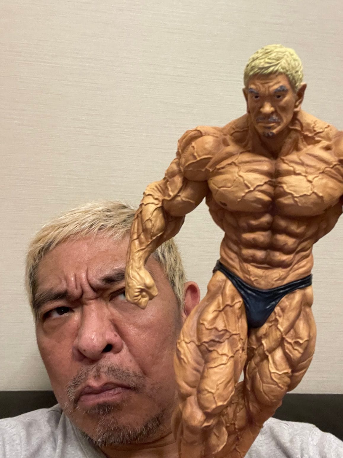 Hitoshi Matsumoto with Ichiban Kuji figure