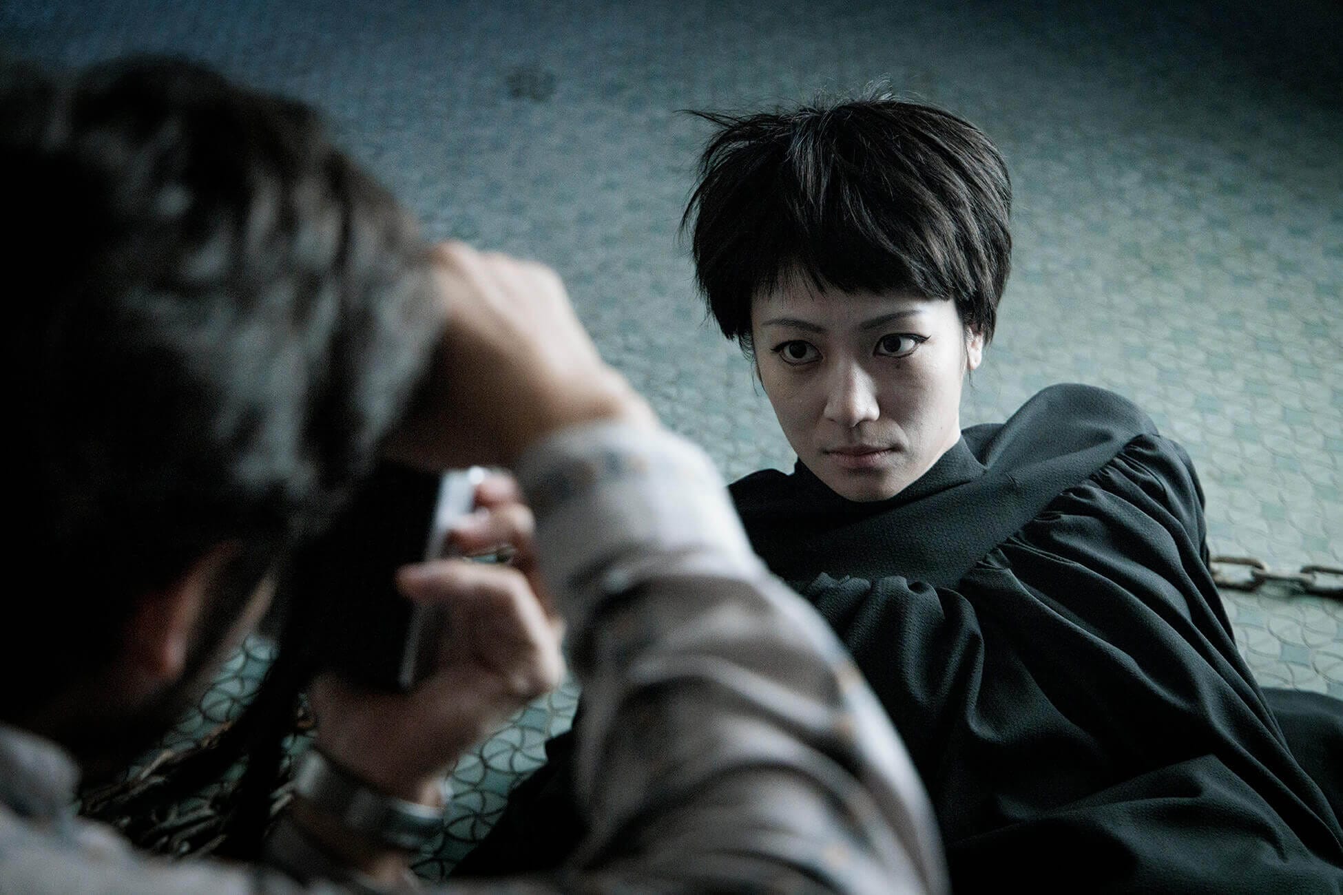 Yoko Wanibe being photographed in Ravens