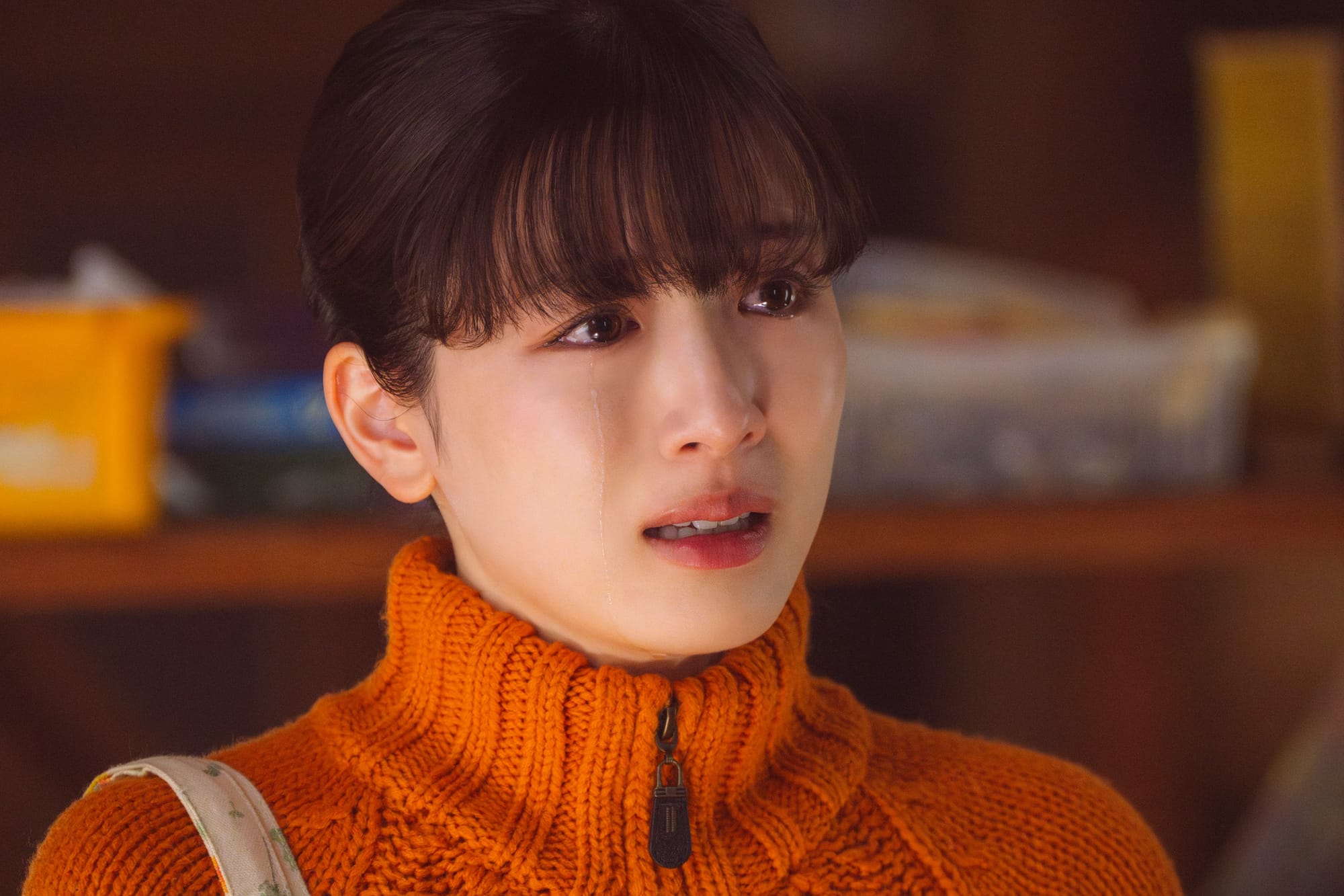 Akiko Higashimura crying in Blank Canvas movie
