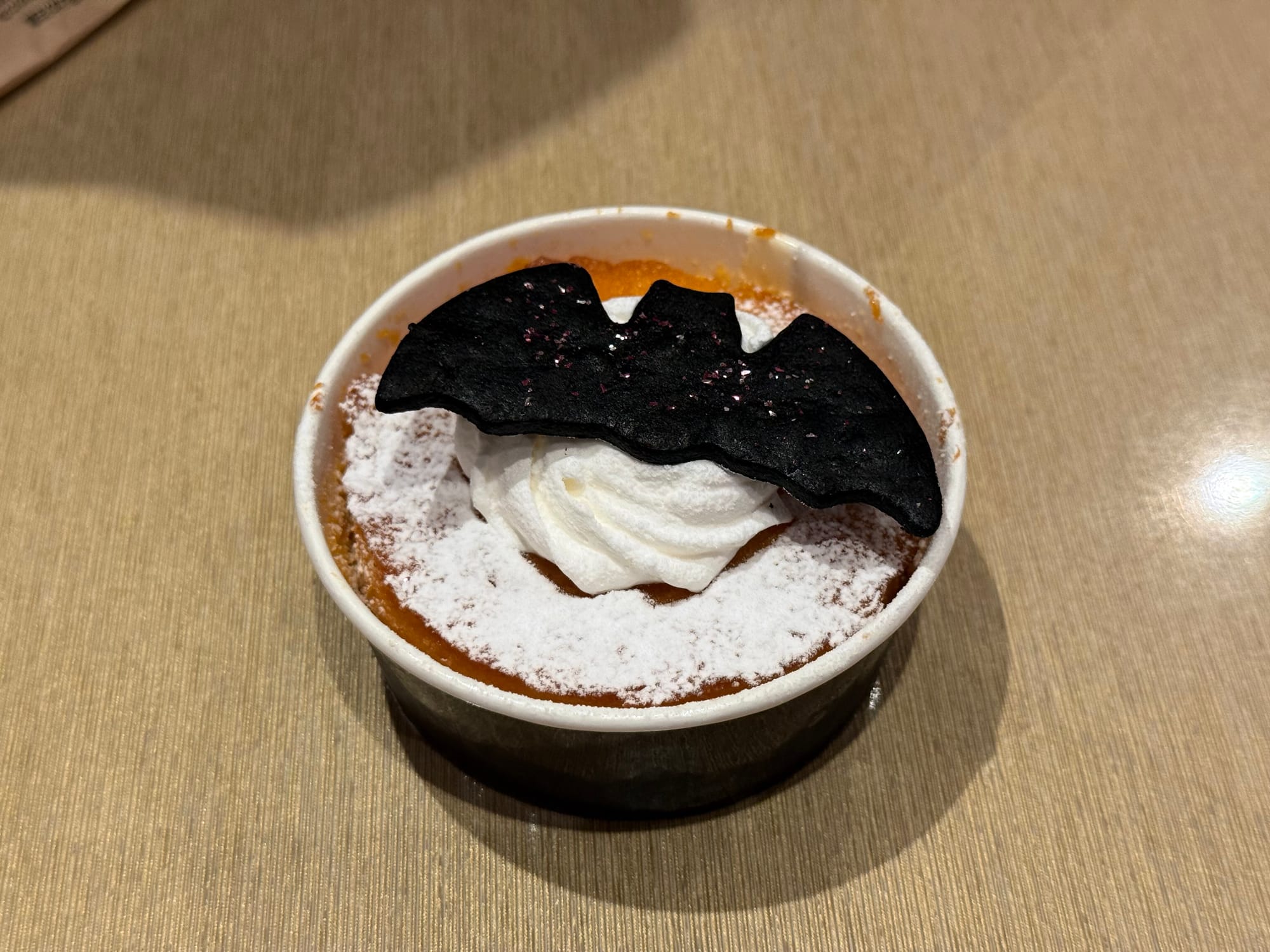 bat cake from the Takarazuka theater