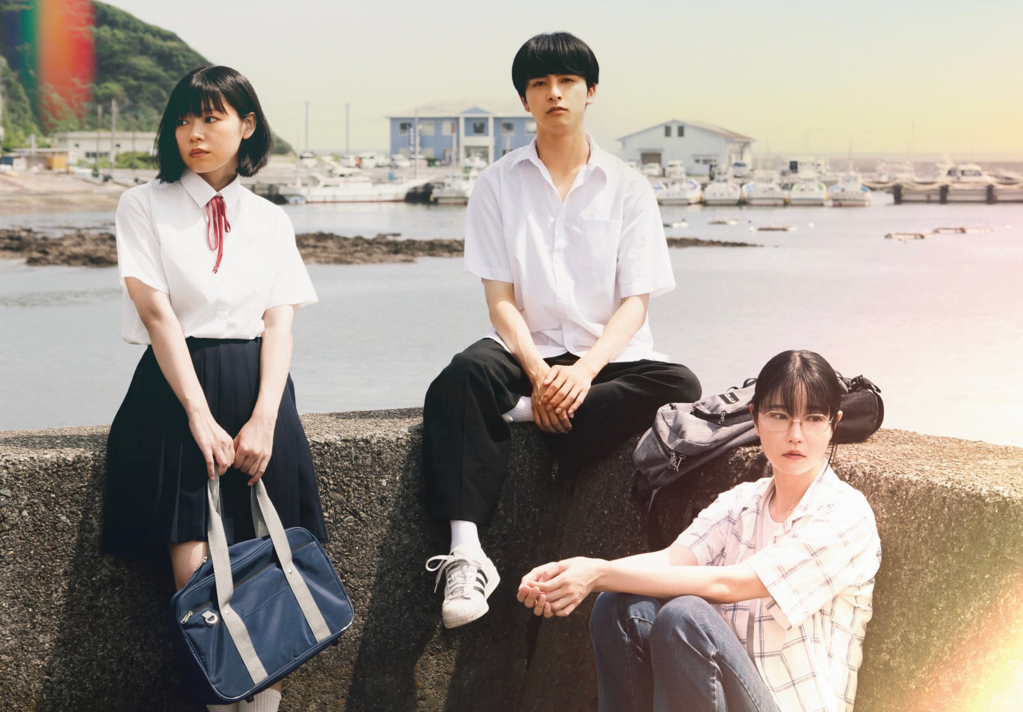 Reiko Arai (Yuki Araho), Katsuhiko Haino (Taisuke Niihara), and Izawa Manabu (Yuka Kouri) in Young & Fine