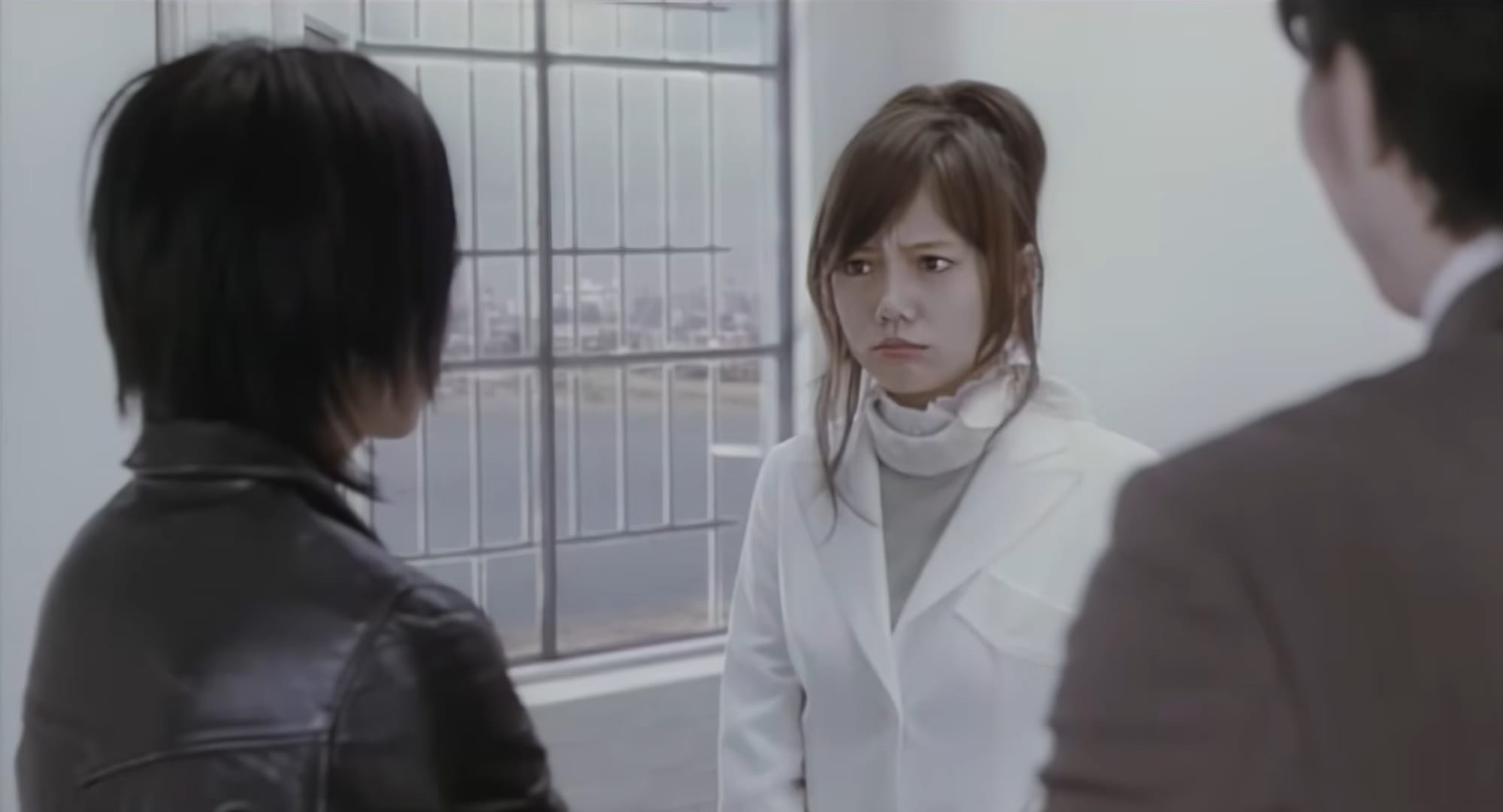 Nana Komatsu gives Nana Osaki a disapproving look