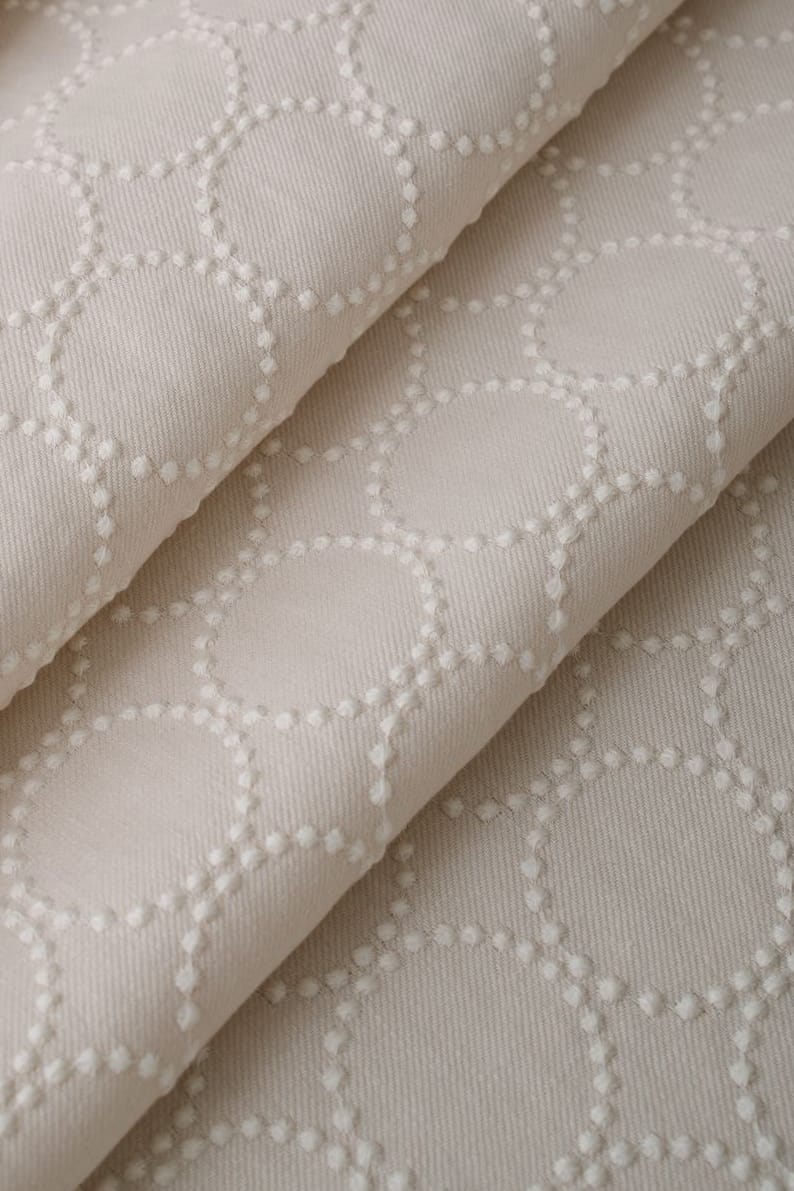 minä perhonen “Tambourine”