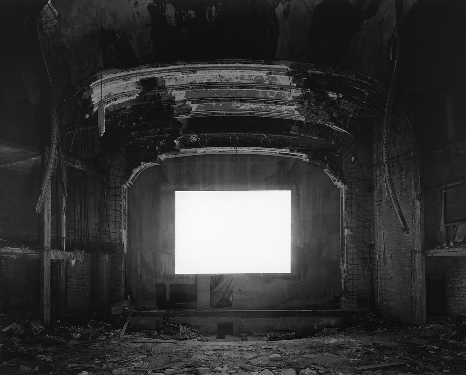 Palace Theatre, Gary, 2015, gelatine silver print, 119.4 × 149.2 cm